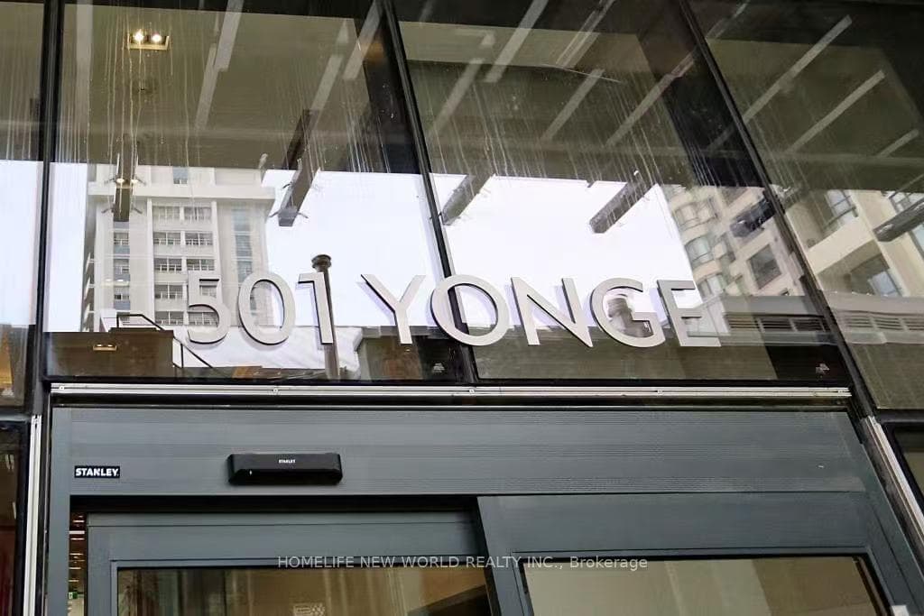501 Yonge Street Unit 3707 photo 16
