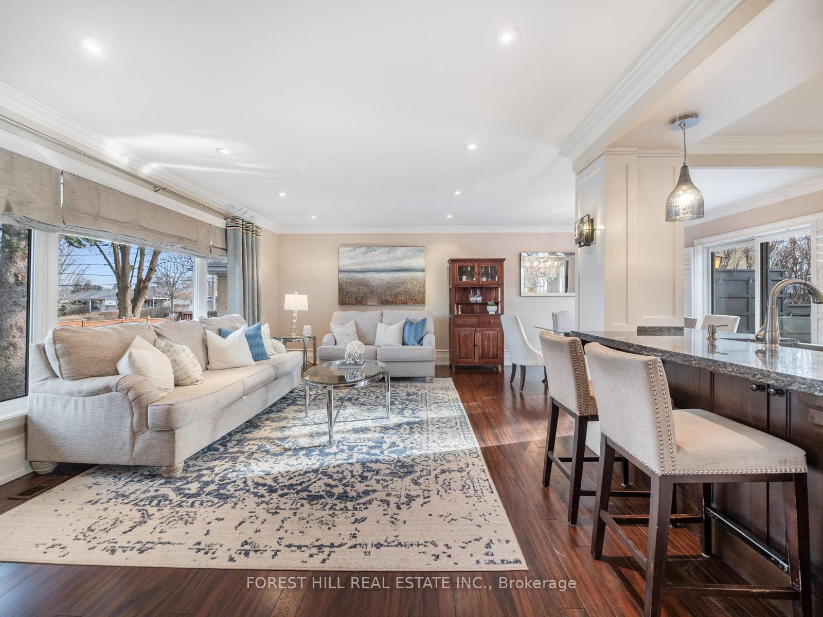 4 Candis Drive photo 3