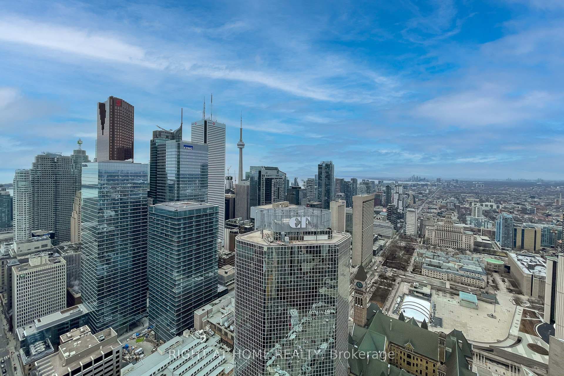 197 Yonge Street Unit 5310 photo 9