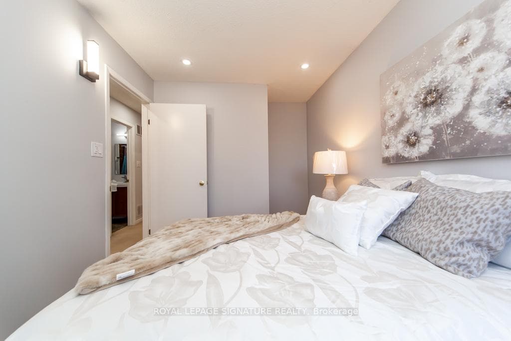 1609 Gandalf Court photo 9