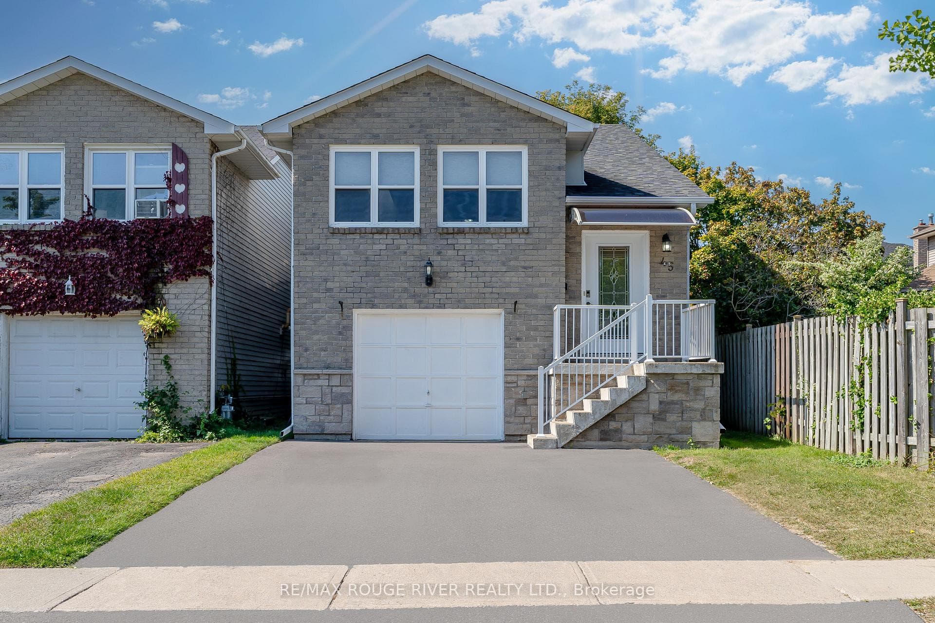45 Empire Crescent photo 1