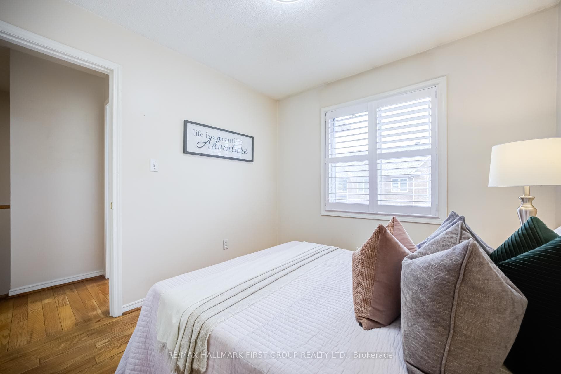 1075 Ellesmere Road Unit 15 photo 29