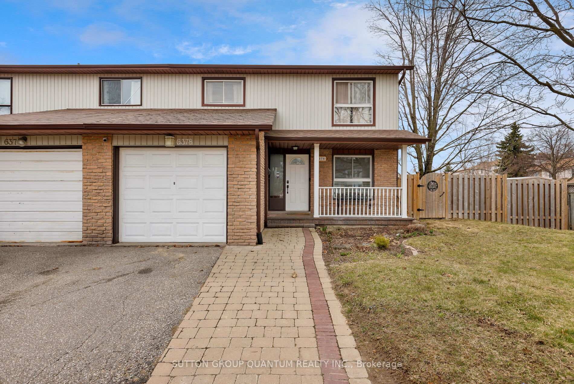 6378 ATHERLY Crescent photo 1