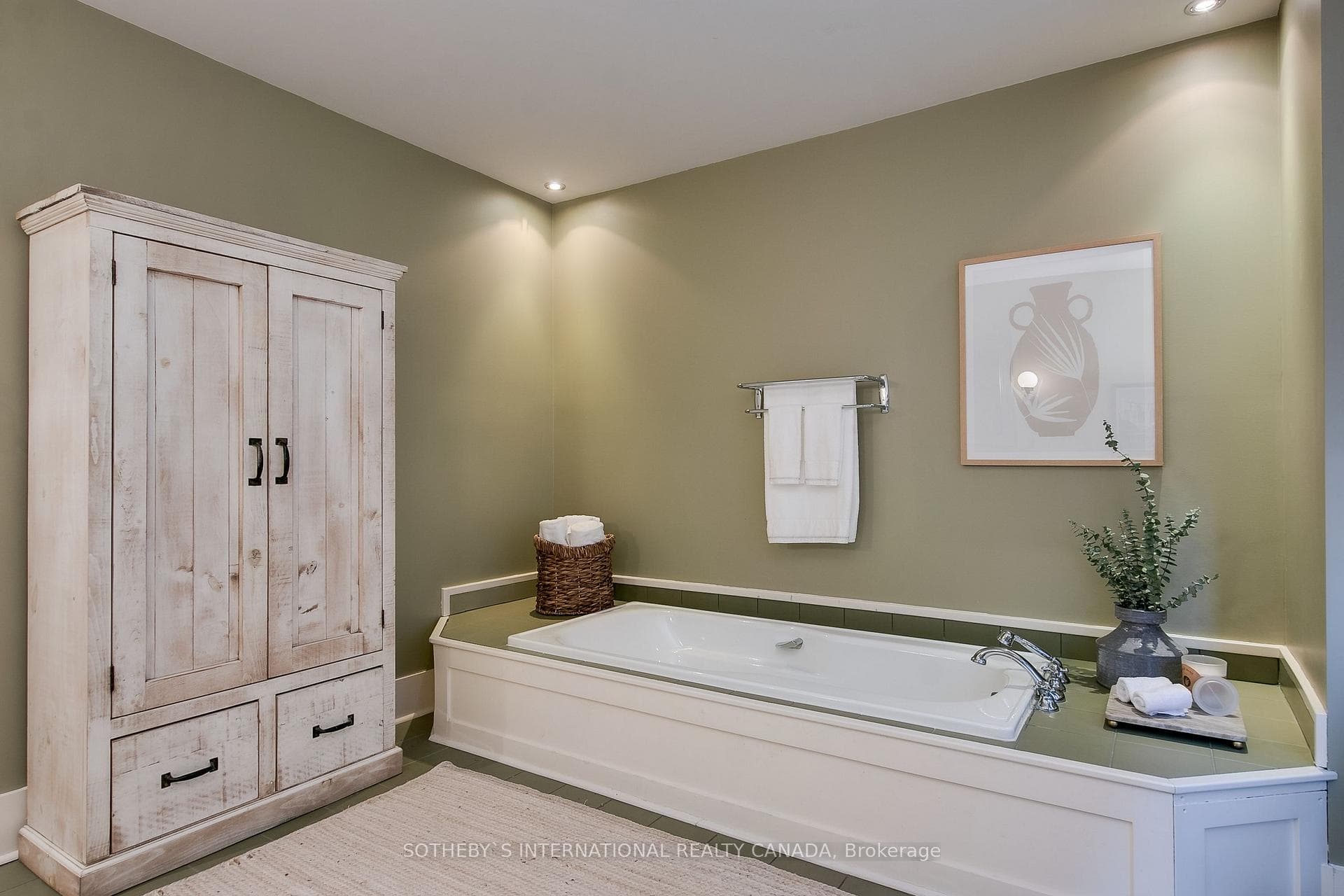35 Aberdeen Avenue photo 29