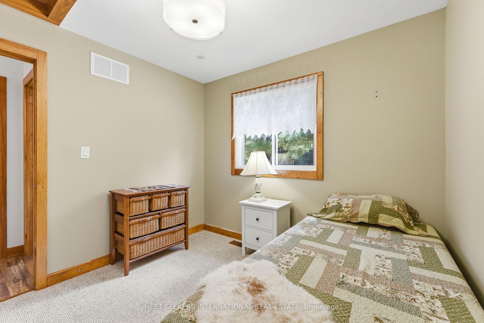 3184 Ravenscliffe Road photo 15