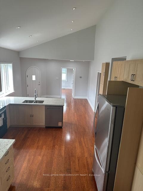 188 Joicey Boulevard photo 4