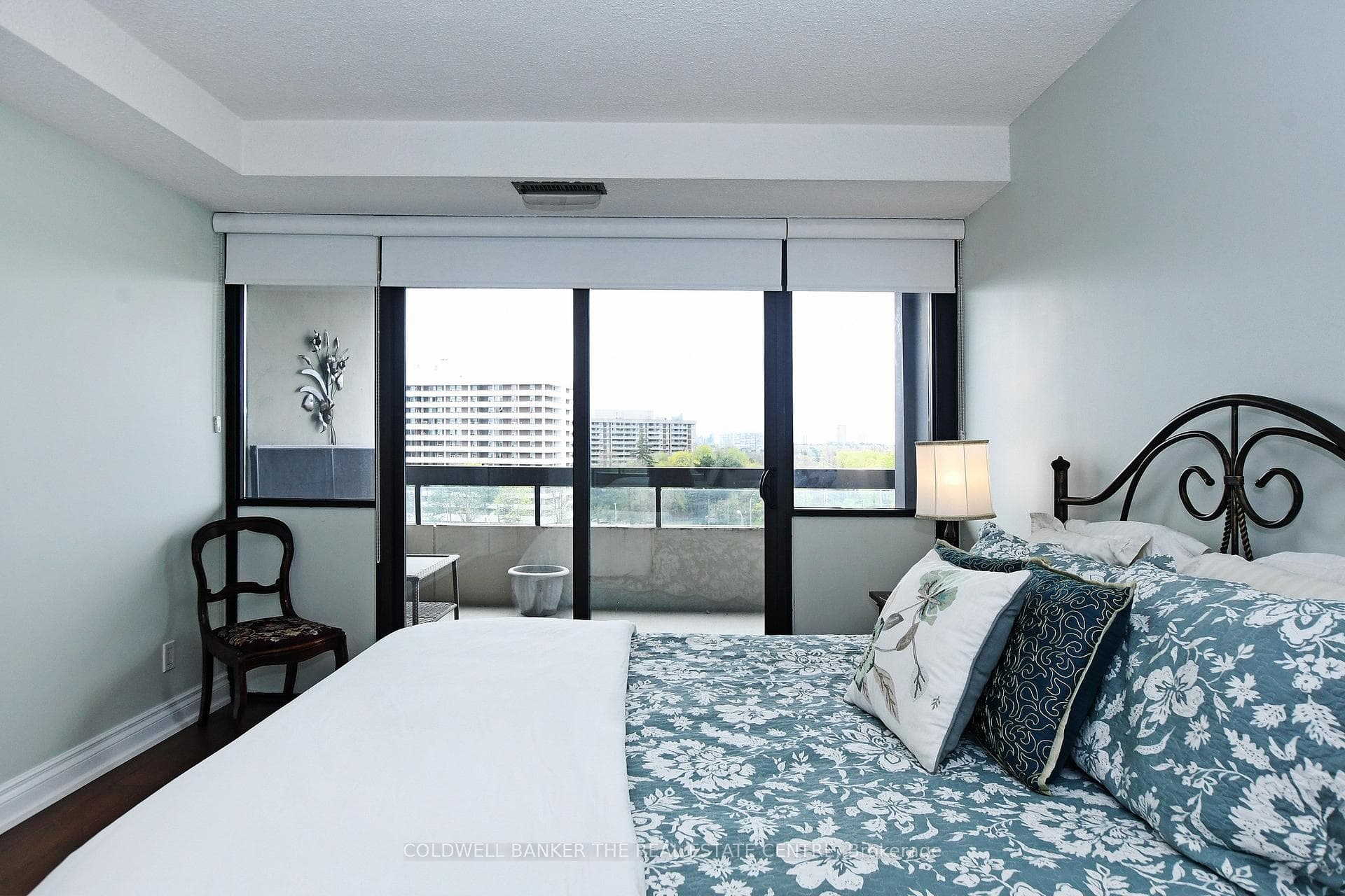 8111 Yonge Street Unit 803 photo 19
