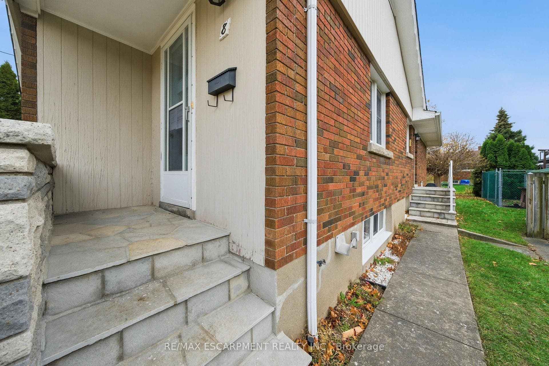 8 Fawell Avenue photo 7