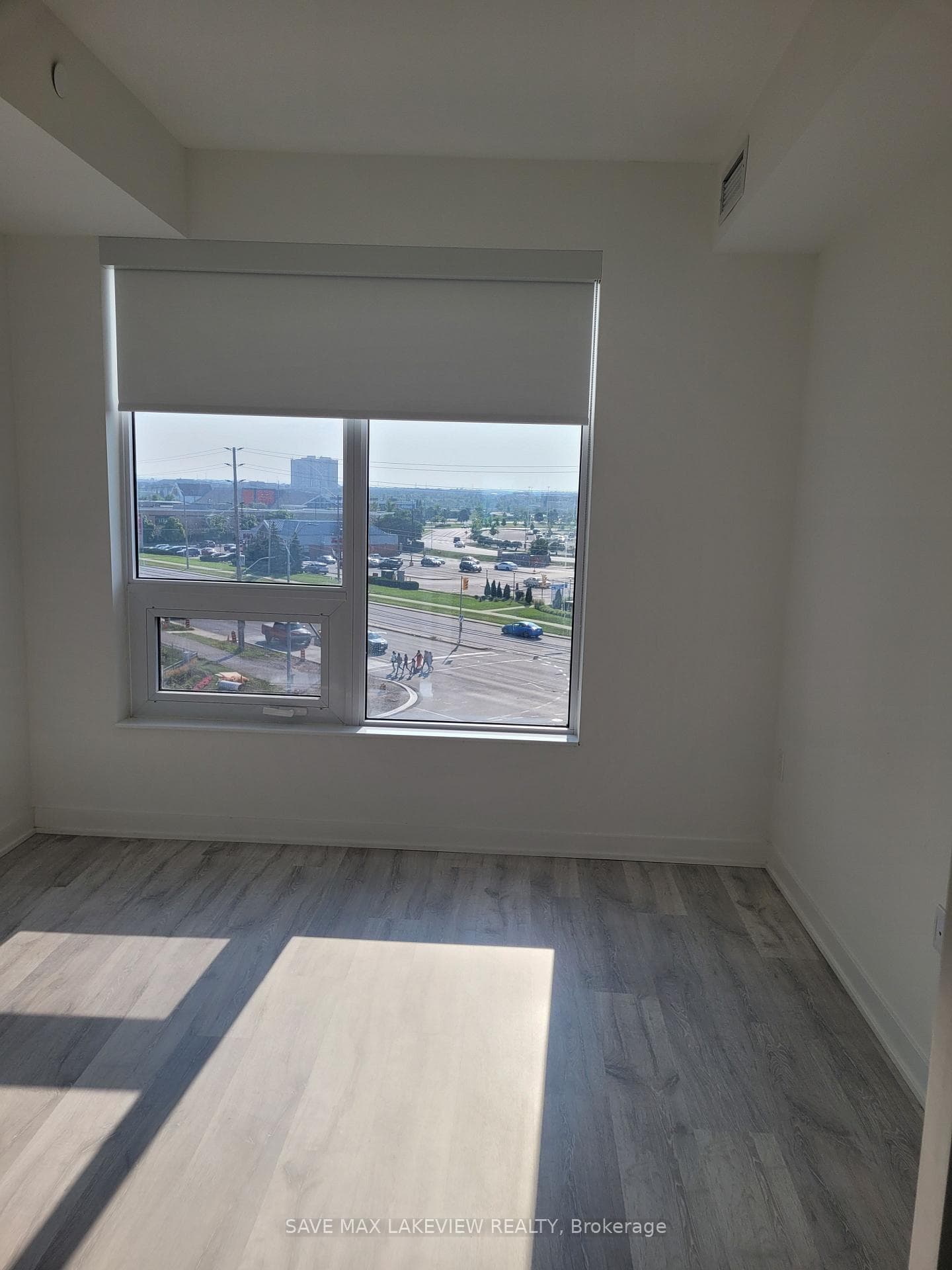 4655 Metcalfe Avenue Unit 510 photo 14