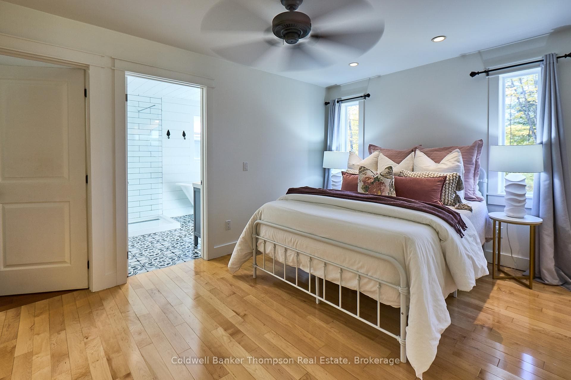 73 PENNYS Lane photo 10