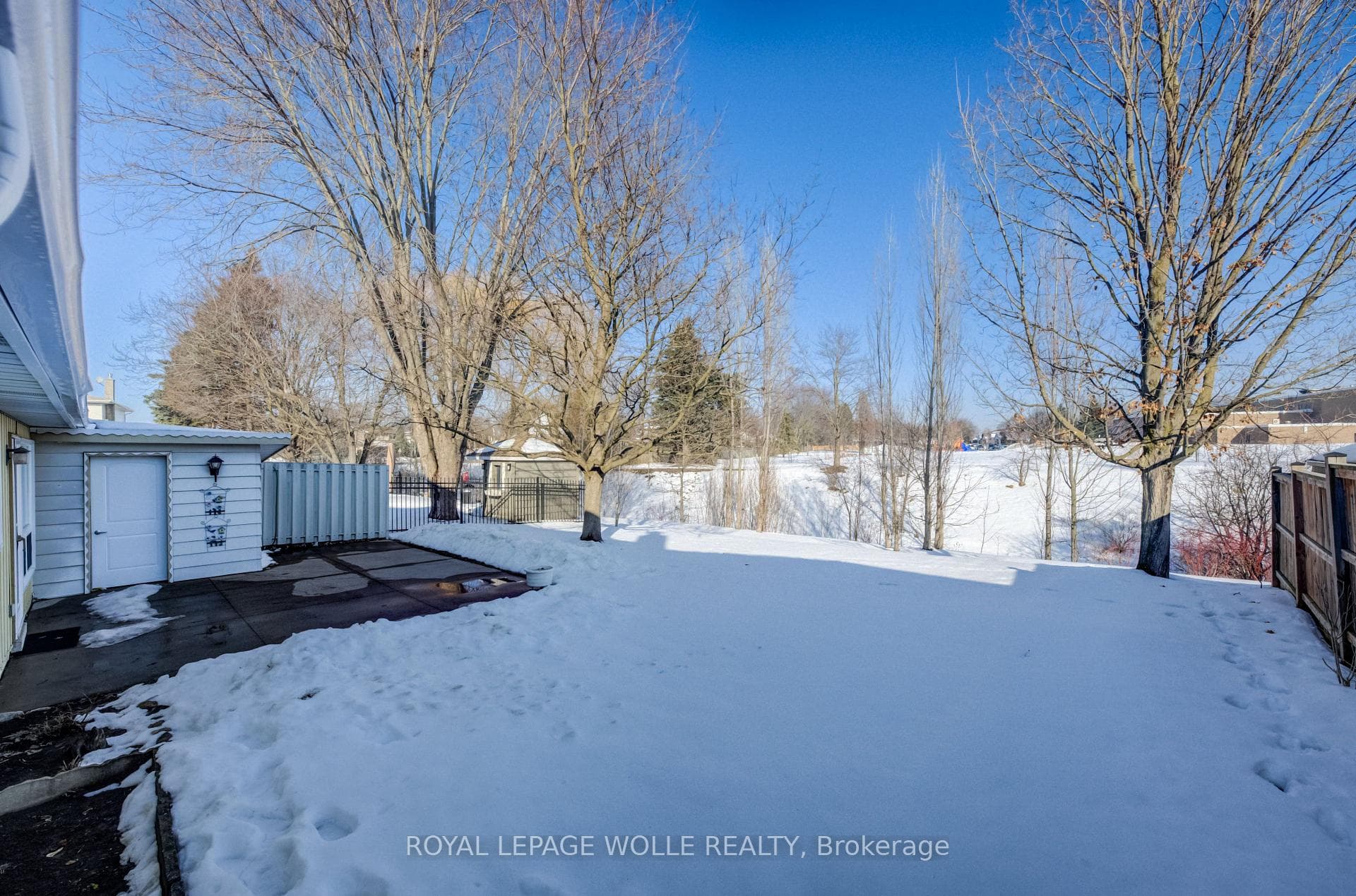 20 Royal Orchard Drive photo 33