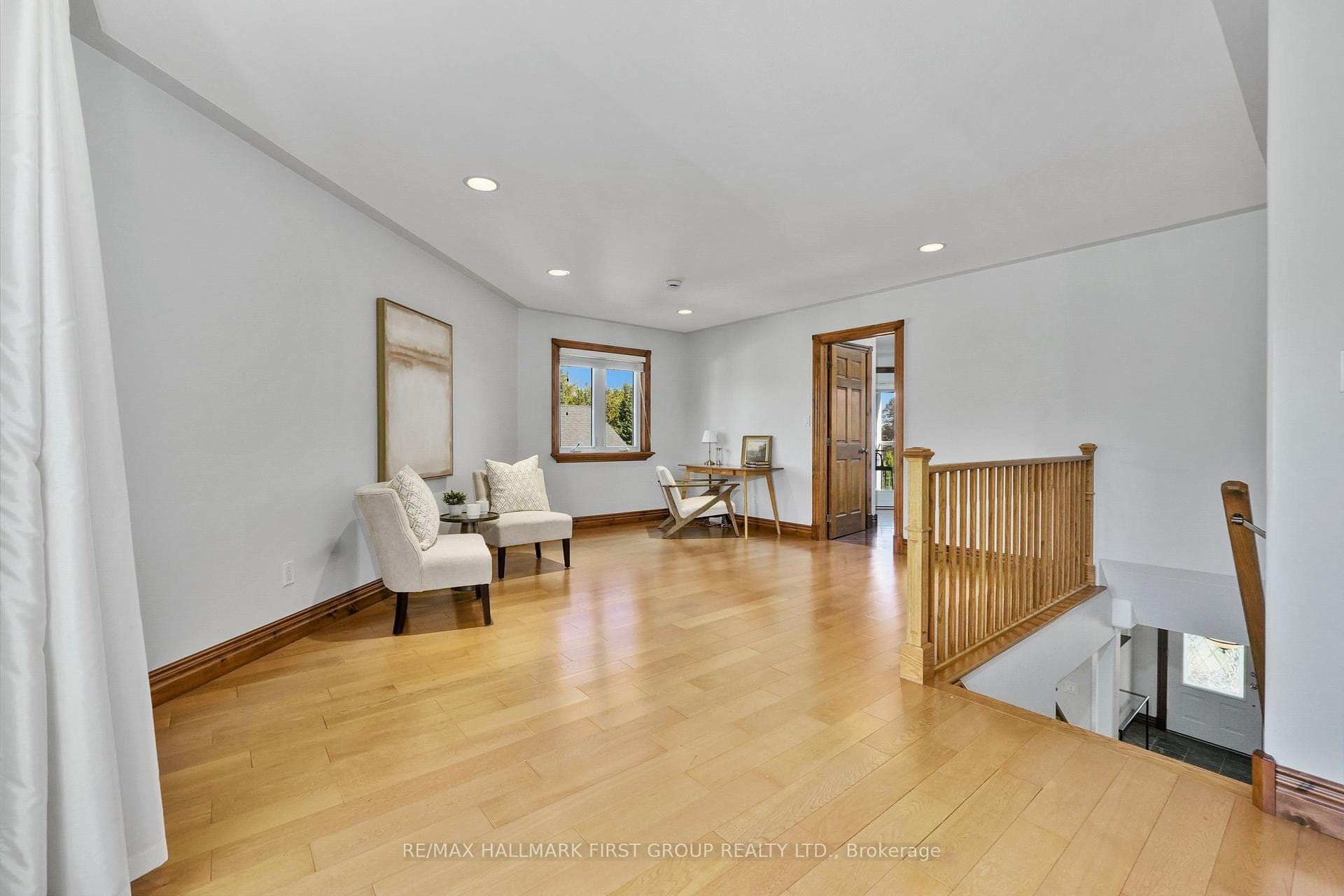 282 Lakeshore Road photo 21