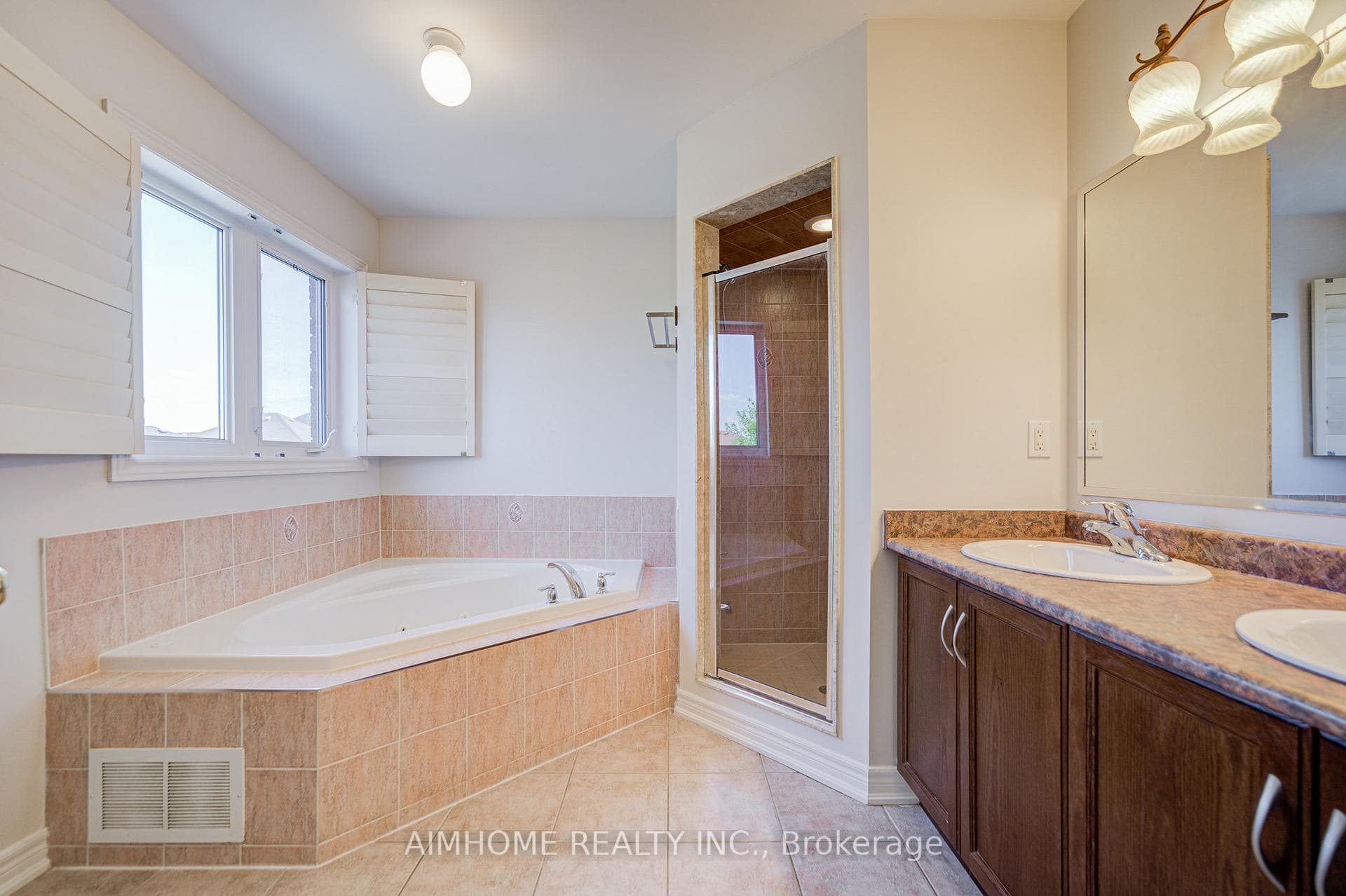 415 Peter Rupert Avenue photo 21