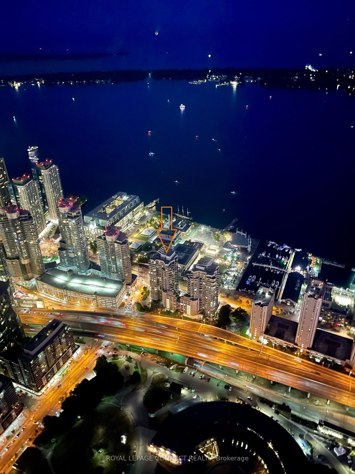 228 Queens Quay Unit 1811 photo 25