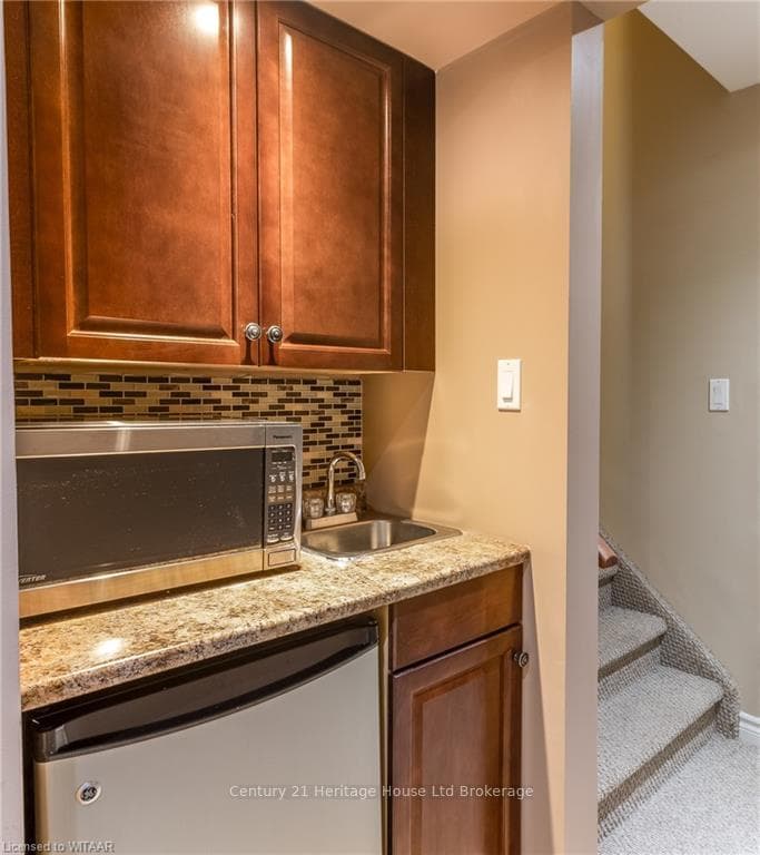 263 FALCON Drive photo 33