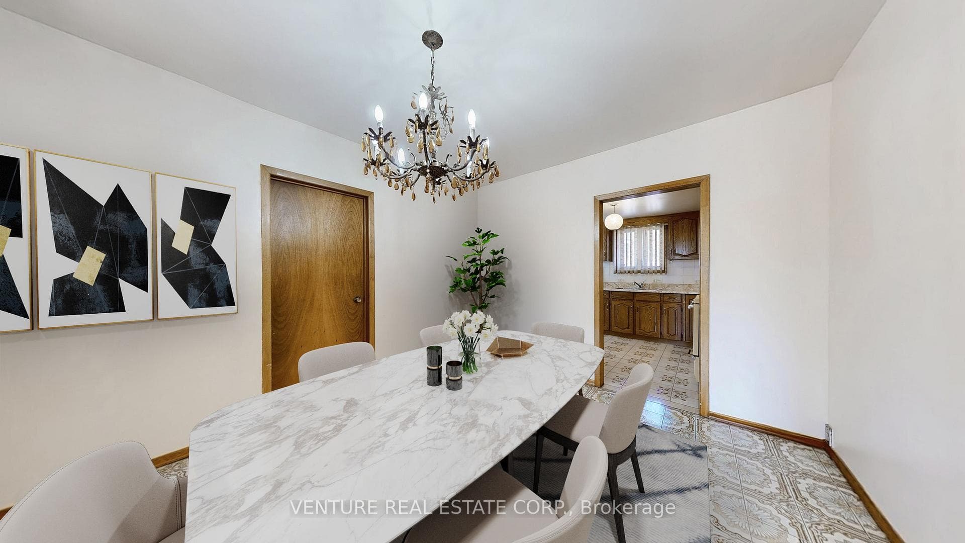 118 Winston Park Boulevard photo 11