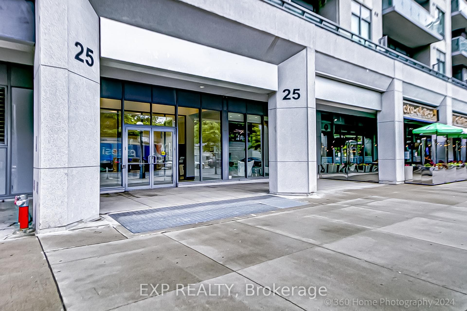 25 Lower Simcoe Street Unit 1220 photo 26