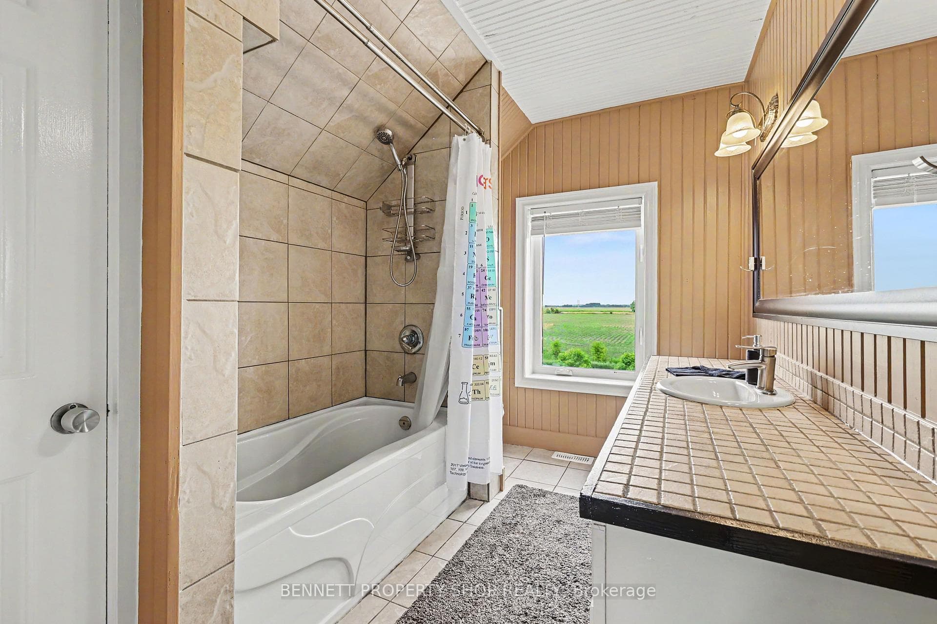 5026 Rushmore Road photo 13