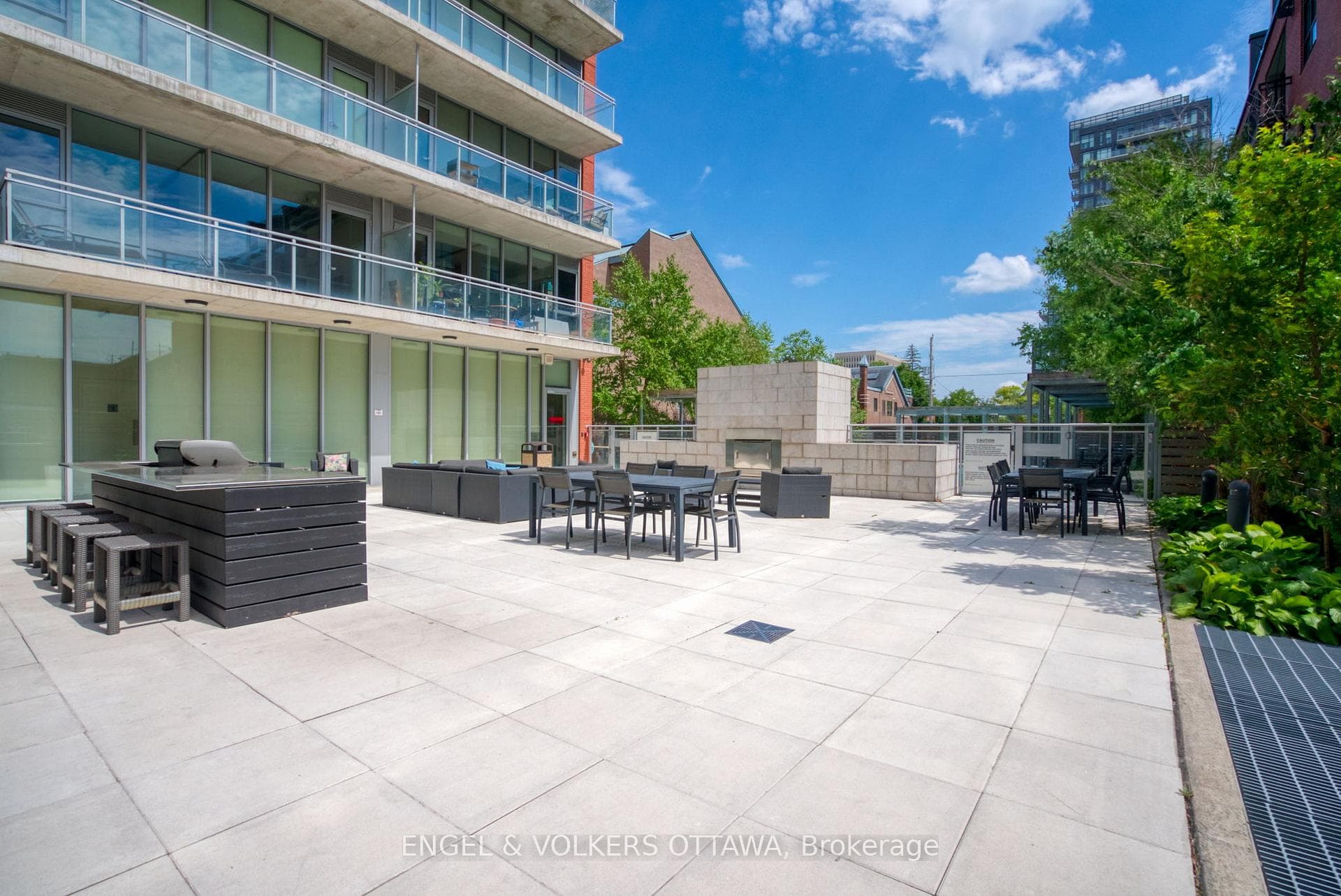 360 Mcleod Street Unit 603 photo 30