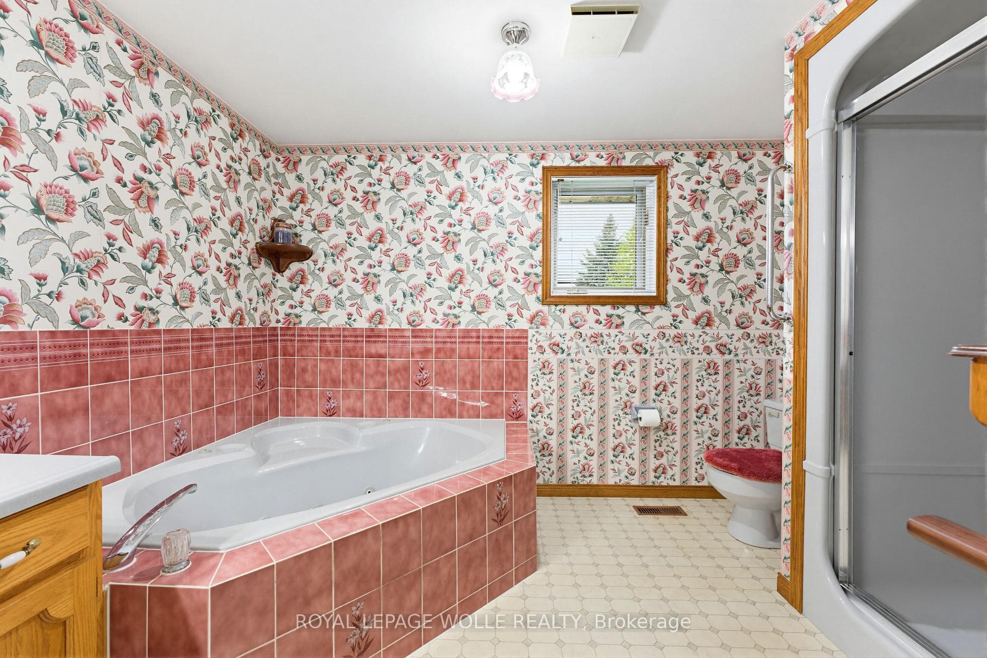 64 Hilltop Court photo 26