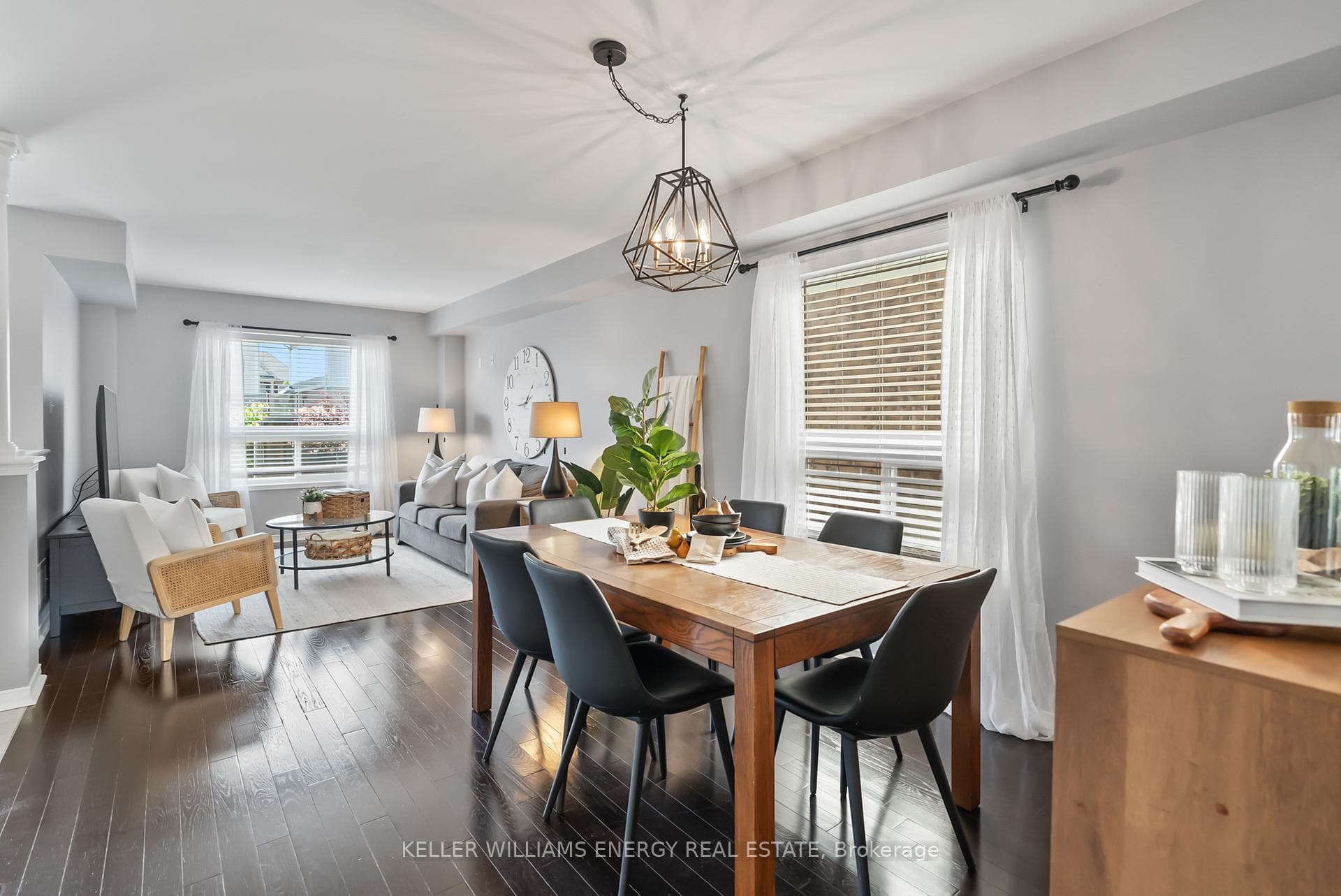 22 Sidney Rundle Avenue photo 5