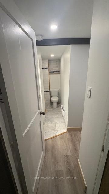 8 Poplar Plains Crescent Unit Bsmt C photo 4