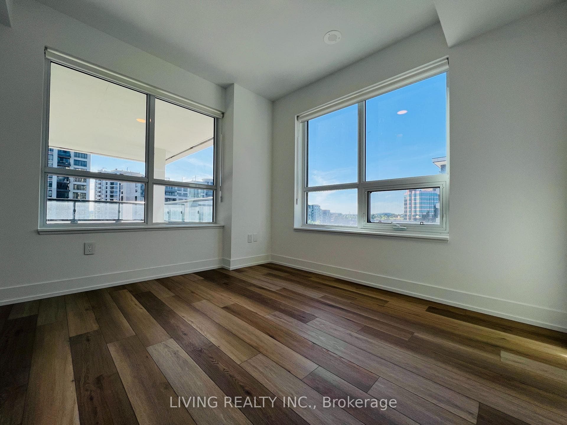 8 Cedarland Drive Unit 808 photo 3