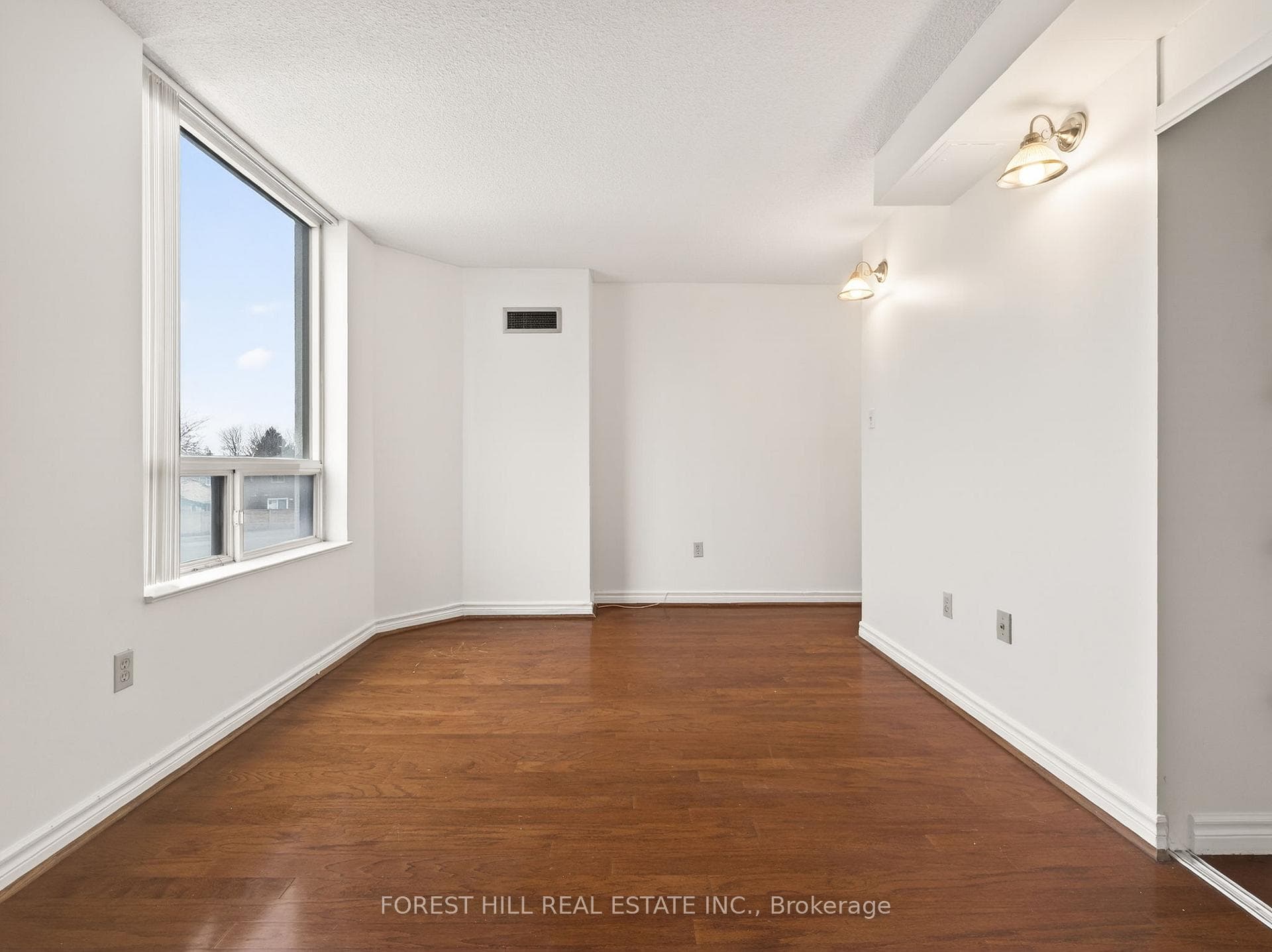 343 Clark Avenue Unit 203 photo 25