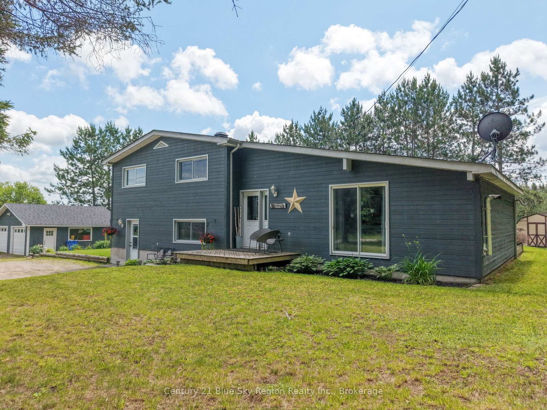 128 Hurtubise Road photo 1