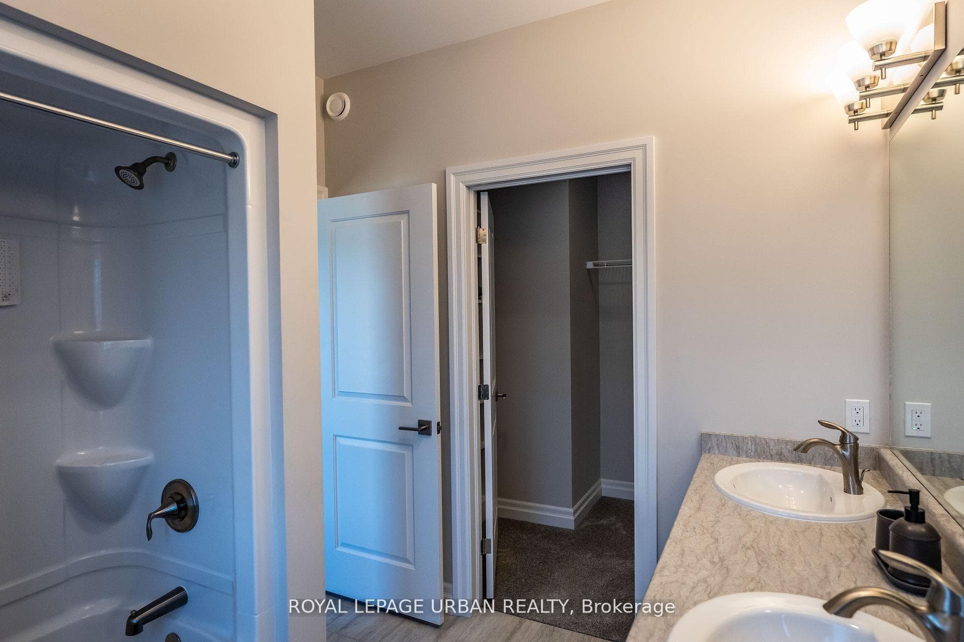 411 Mary Rose Avenue photo 11