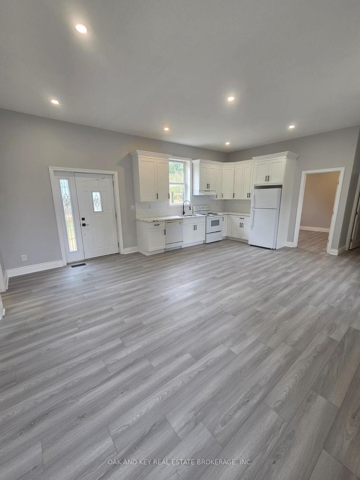 22933 Hagerty Road photo 5