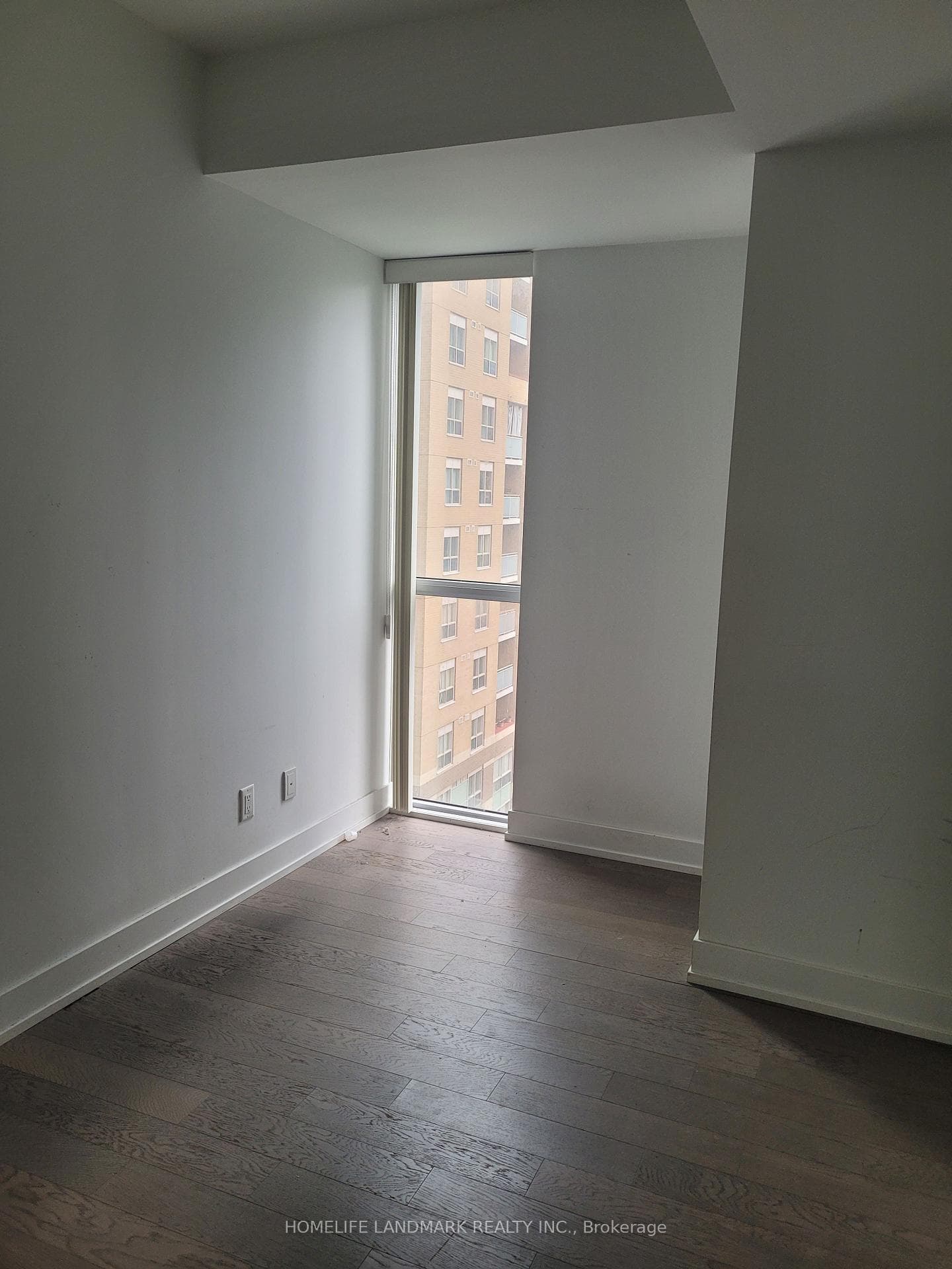 7 Grenville Street Unit 803 photo 6