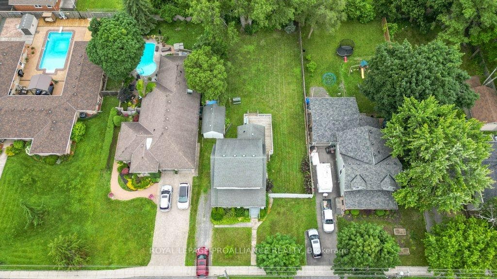 264 Victoria Avenue photo 32