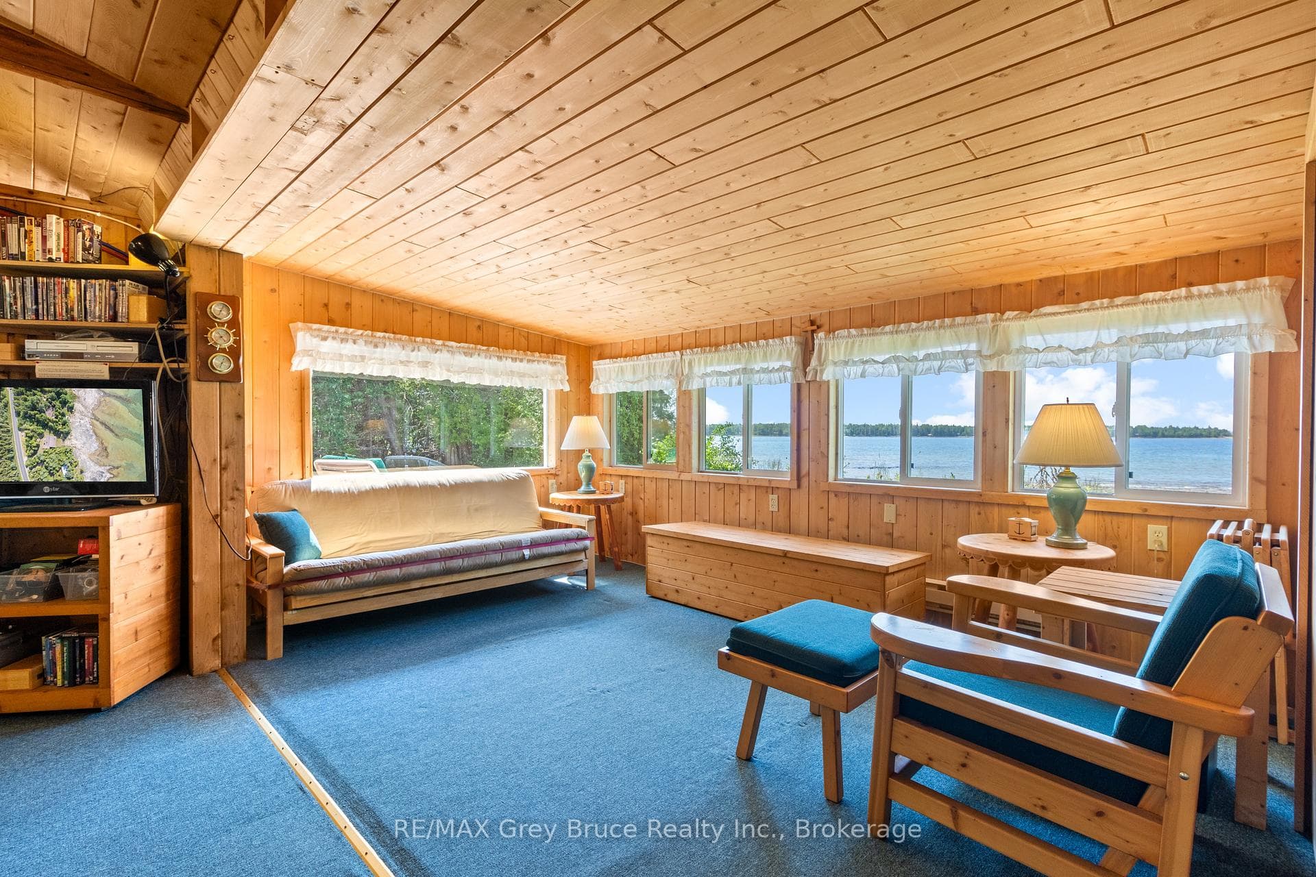 626 Warner Bay Road photo 10