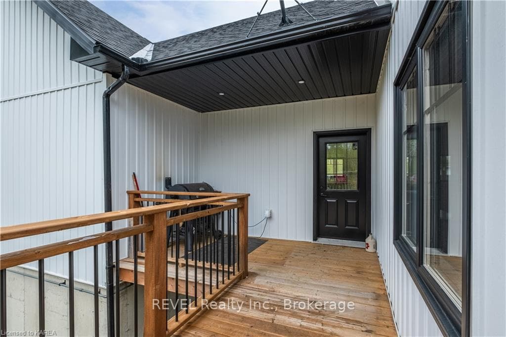 1046 FREEMAN Lane photo 43