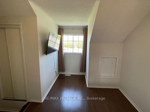 126 Rory Road photo 19