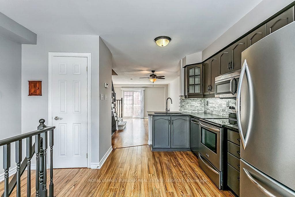 3480 Upper Middle Road Unit 13 photo 6