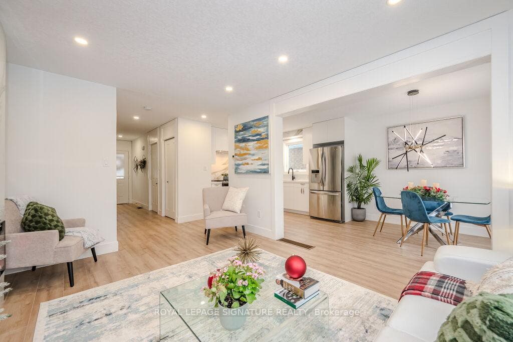 53 Deerpath Drive photo 8