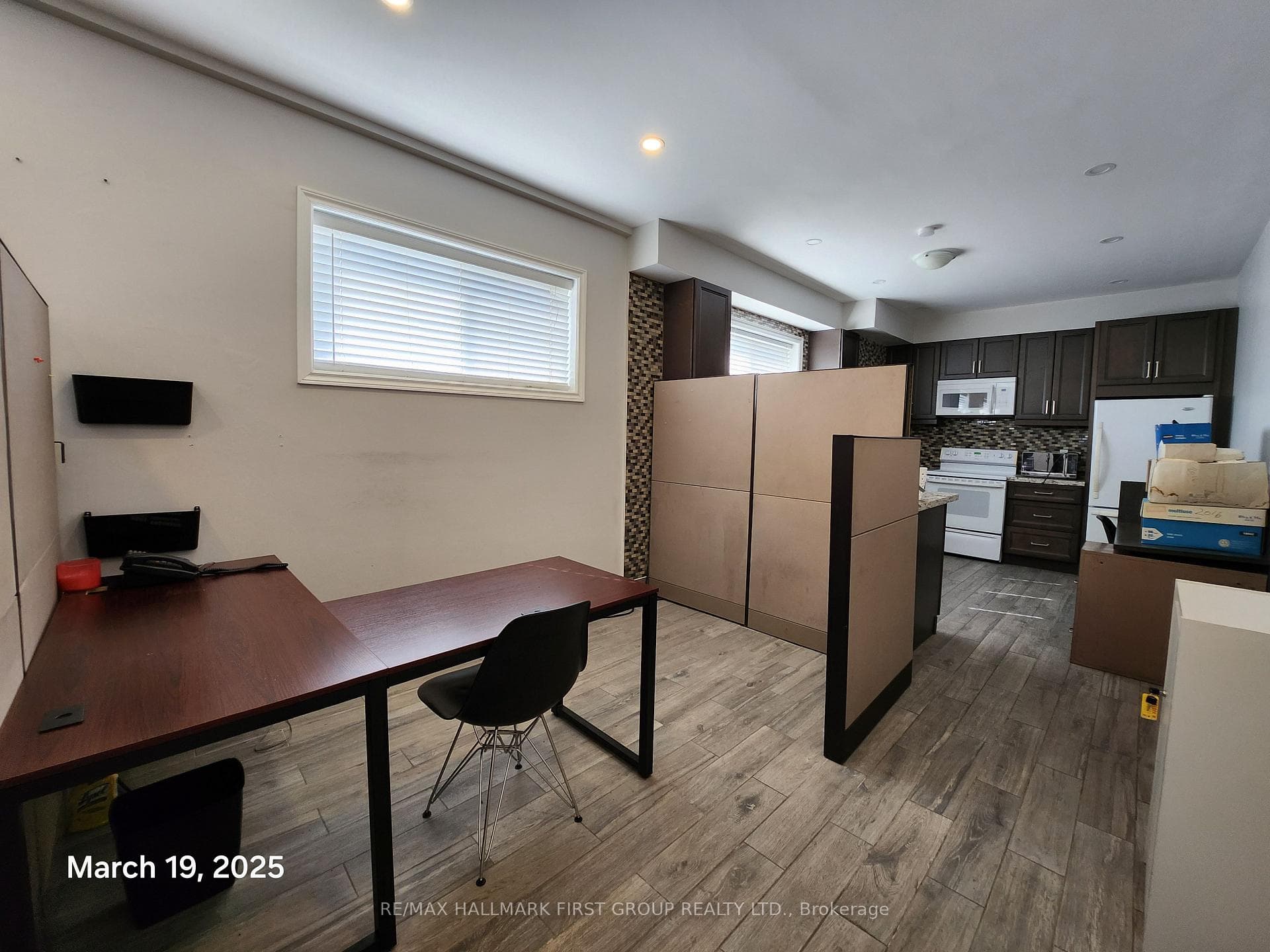 1400 Dundas Street Unit 1 photo 7
