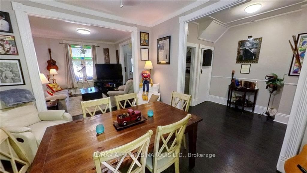 230 THIRD Street photo 5