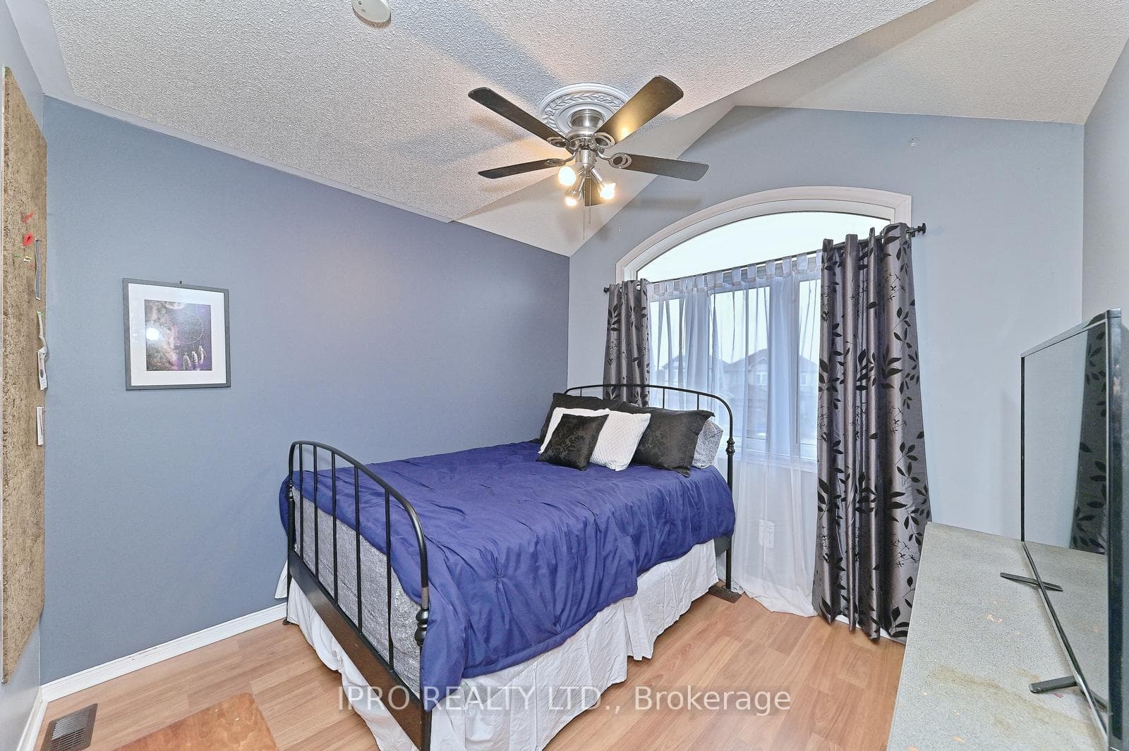 25 Emslie Street photo 18