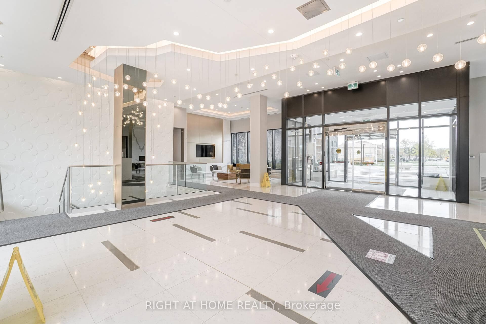 35 Watergarden Drive Unit 2611 photo 7