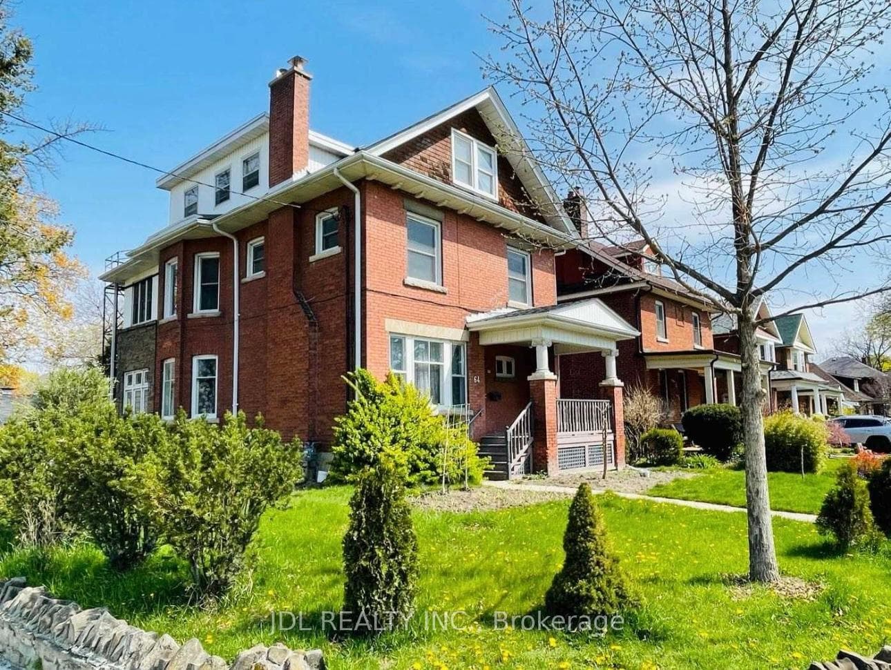 64 Queens Drive Unit 2 Floor photo 1
