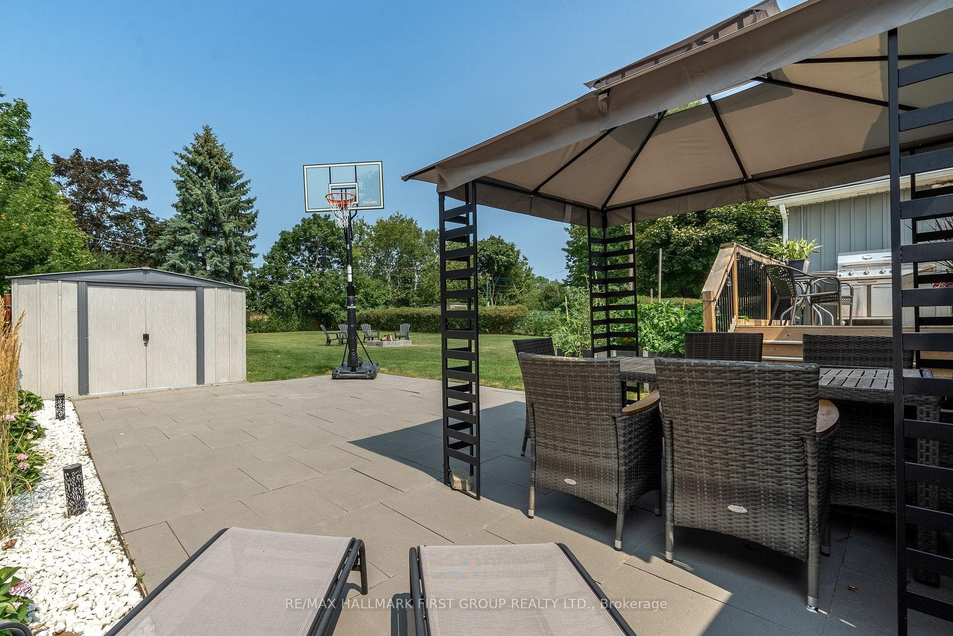 6 Orchard Avenue photo 44