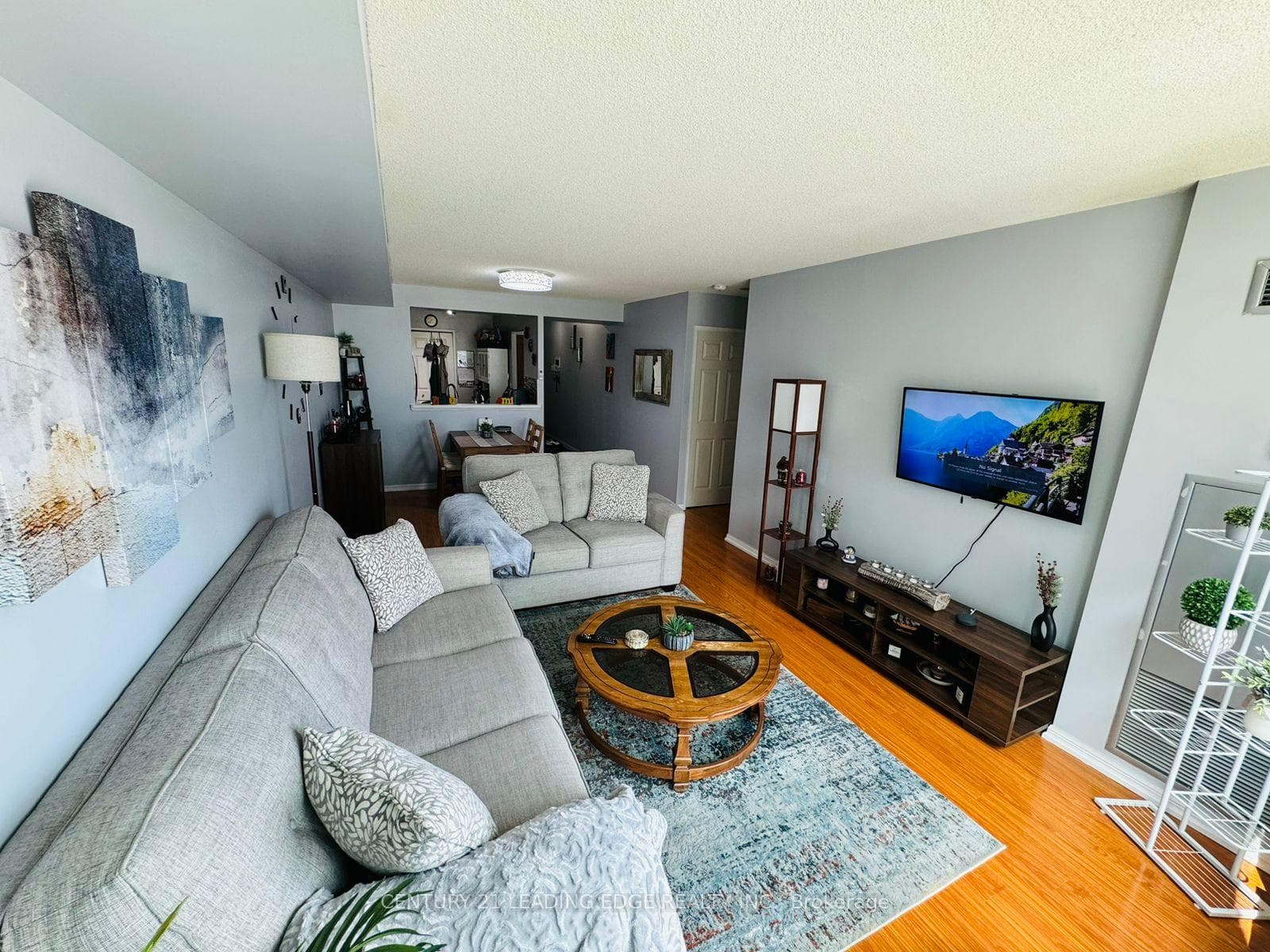 18 Lee Centre Drive Unit 703 photo 9