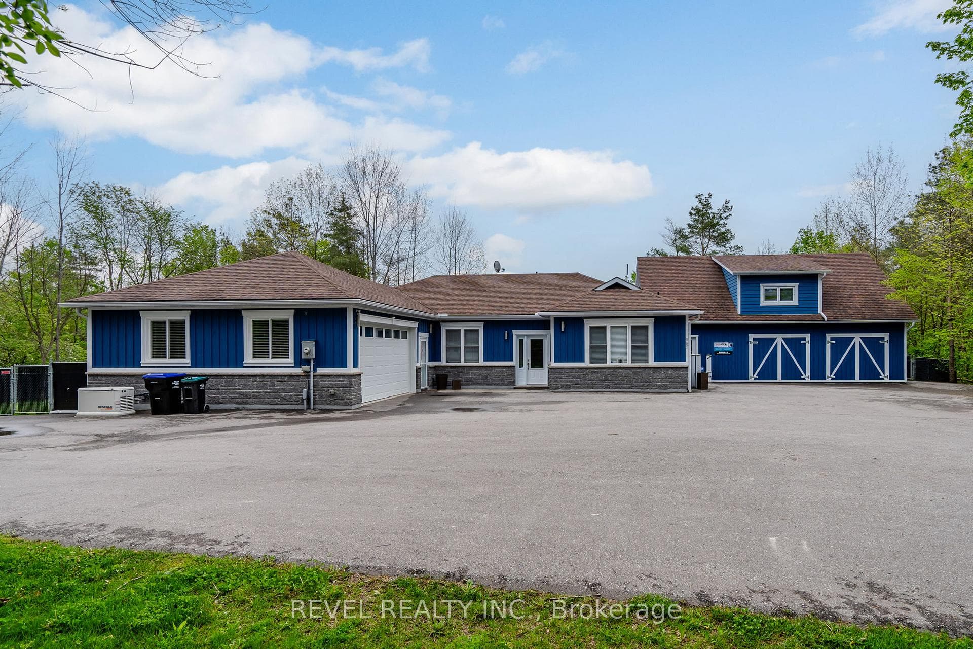 585 Fuller Avenue photo 5