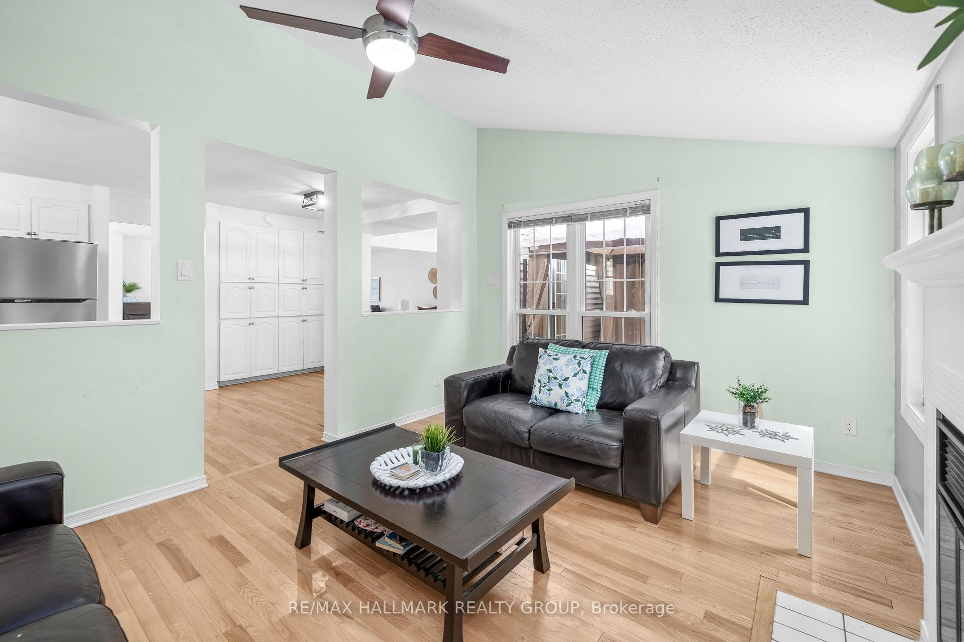 652 Thicket Way photo 20