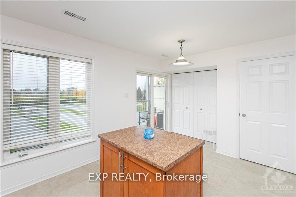 1512 Walkley Road Unit 86 photo 8