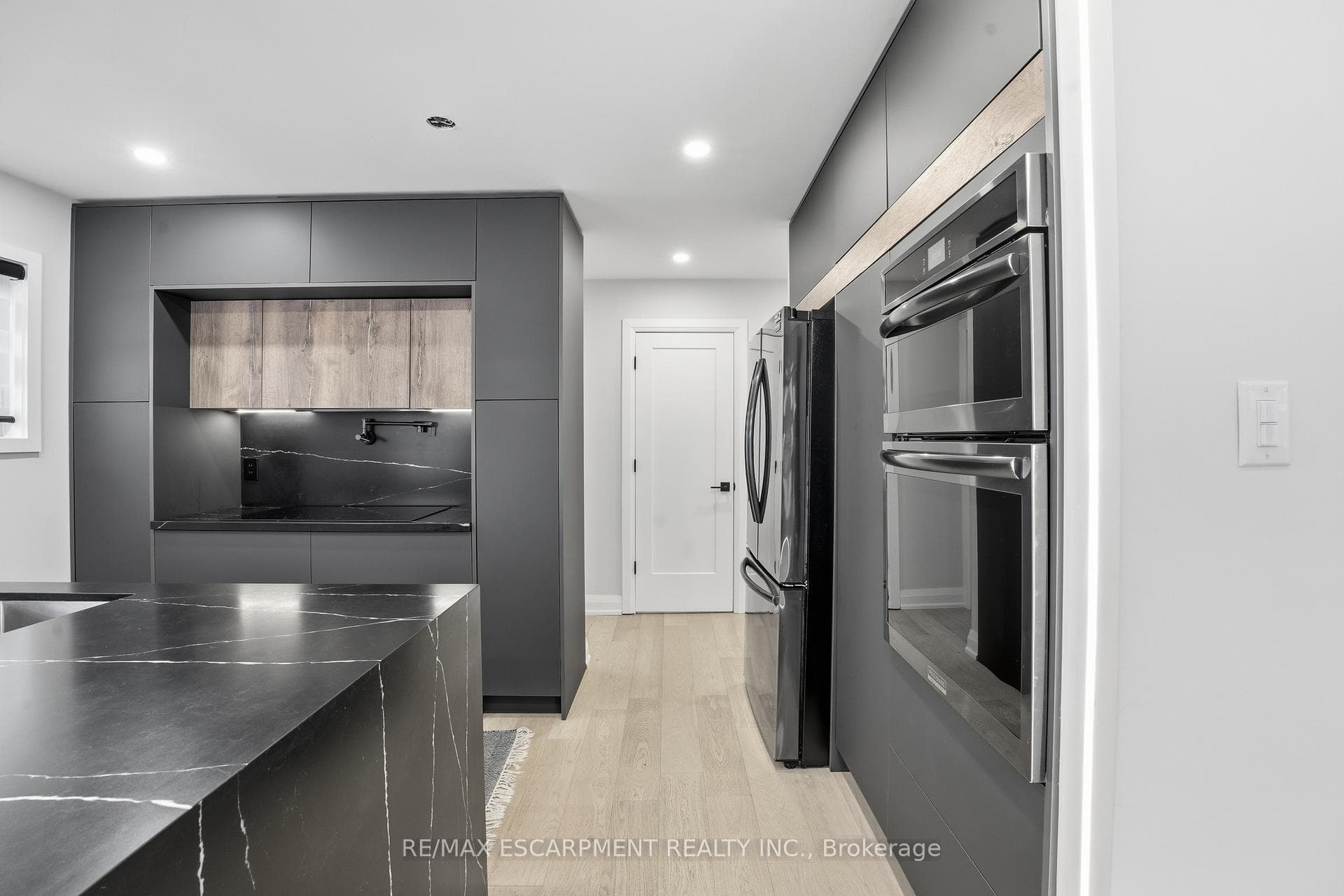 108 Greenshire Drive photo 16