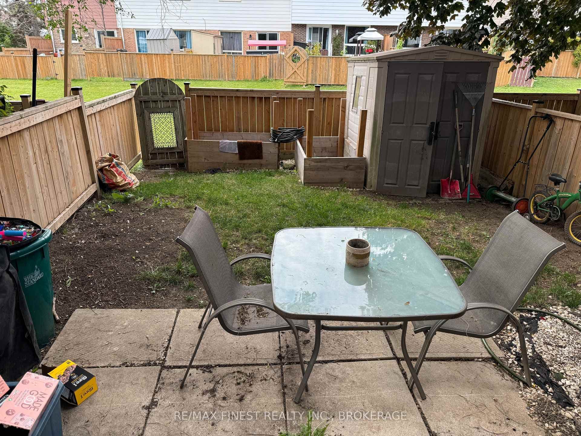 771 ASHWOOD Drive photo 18